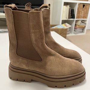 Zara tan suede boots. New without tags. Size 37.